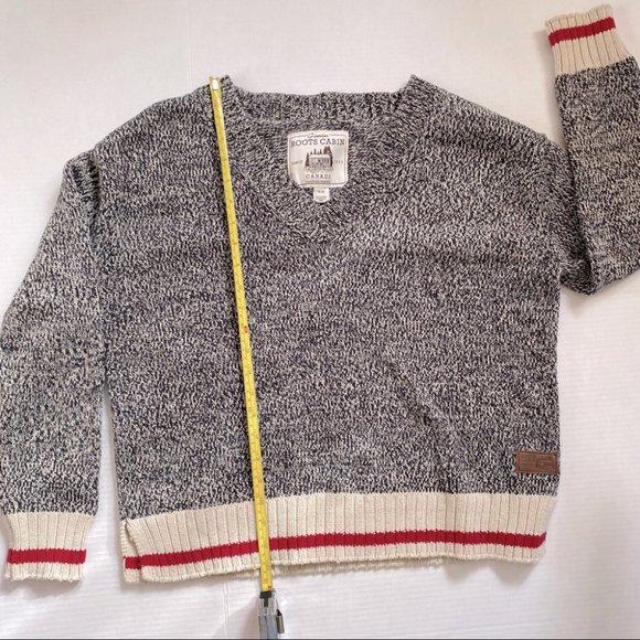 Roots women’s Cabin V Neck Sweater - size Small - Picture 9 of 9